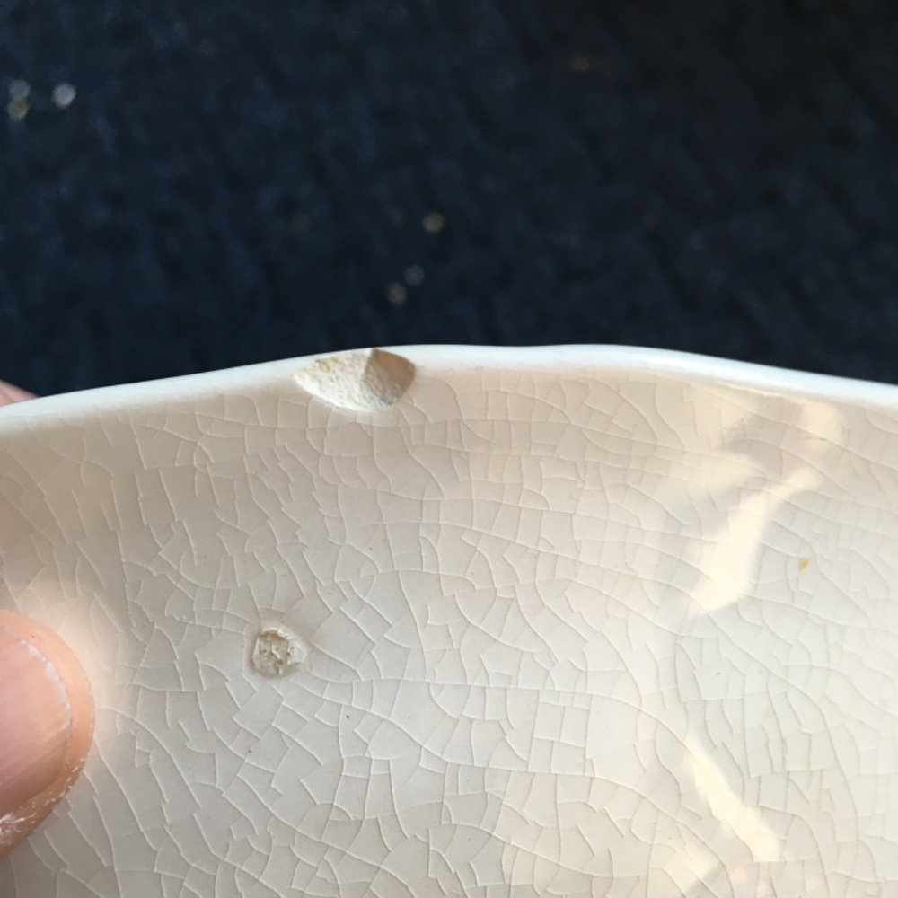 Vintage Dinner Bowls, Plate, and Salt and Pepper Shakers - Picture 7 of 14